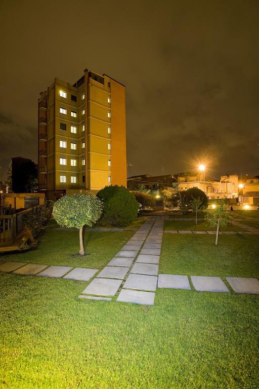 Hotel Villa Mater Catania-Fontanarossai nemzetközi repülőtér Kültér fotó