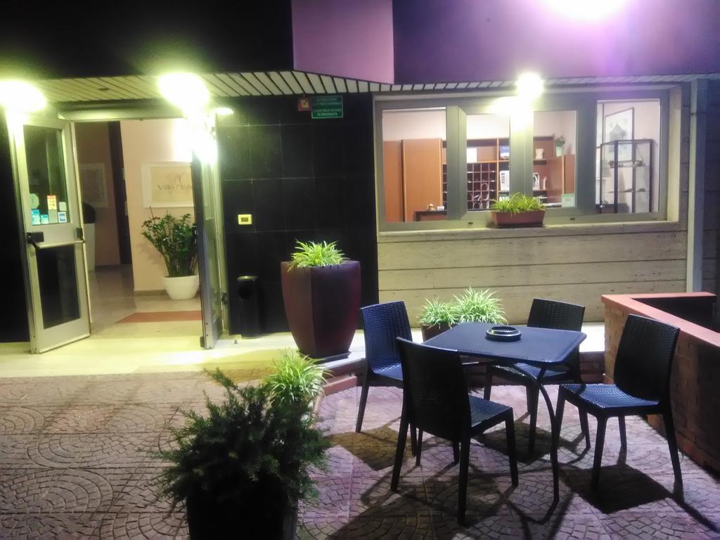Hotel Villa Mater Catania-Fontanarossai nemzetközi repülőtér Kültér fotó