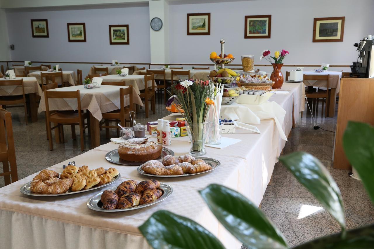 Hotel Villa Mater Catania-Fontanarossai nemzetközi repülőtér Kültér fotó