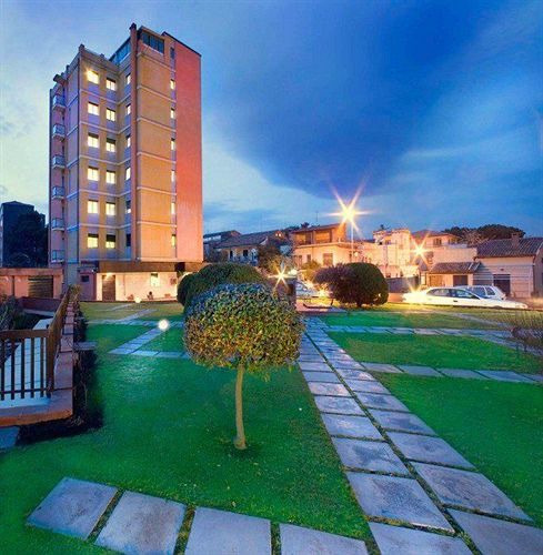 Hotel Villa Mater Catania-Fontanarossai nemzetközi repülőtér Kültér fotó