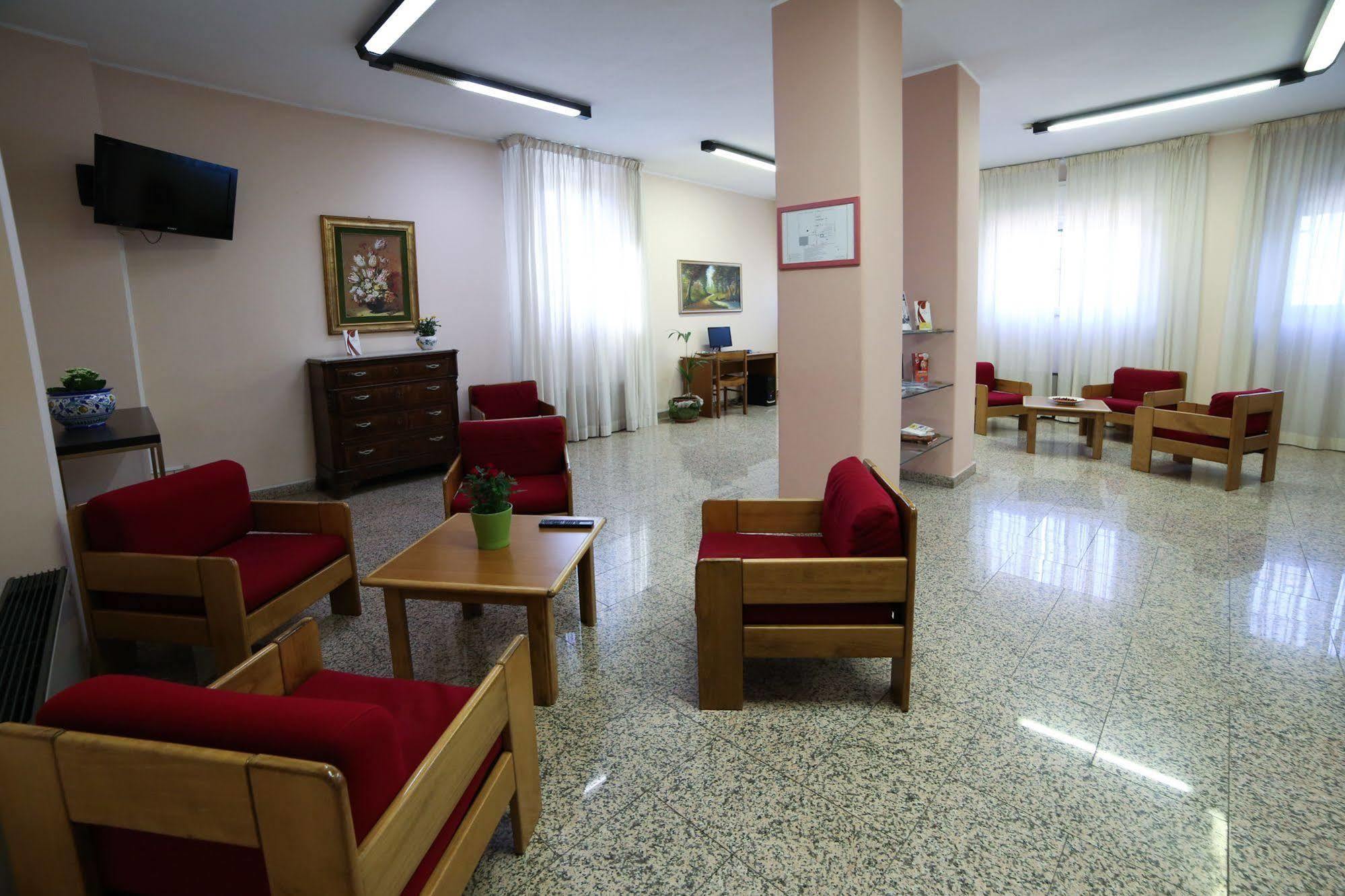 Hotel Villa Mater Catania-Fontanarossai nemzetközi repülőtér Kültér fotó