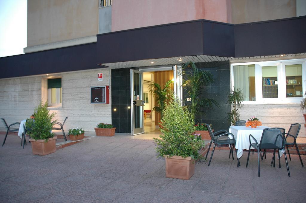 Hotel Villa Mater Catania-Fontanarossai nemzetközi repülőtér Kültér fotó